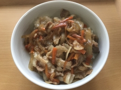ぶたどん